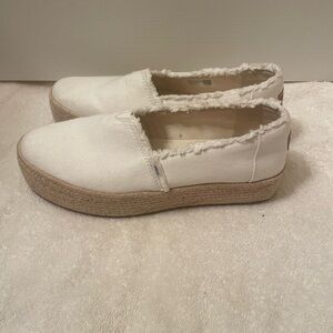 TOMS Valencia Wear Good Off White / Ivory Platform Espadrilles - Women's US 8.5